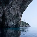 보트호텔 Nereid Nisida Agios Nikolaos (Paxos)