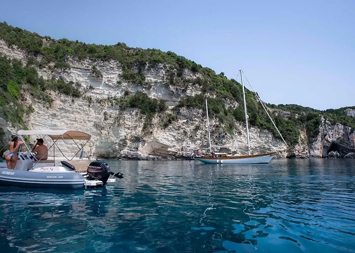 Nereid Nisida Agios Nikolaos (Paxos)